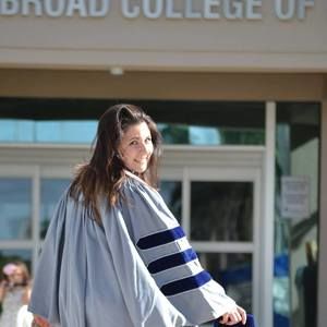 Meet your Posher, Mayda